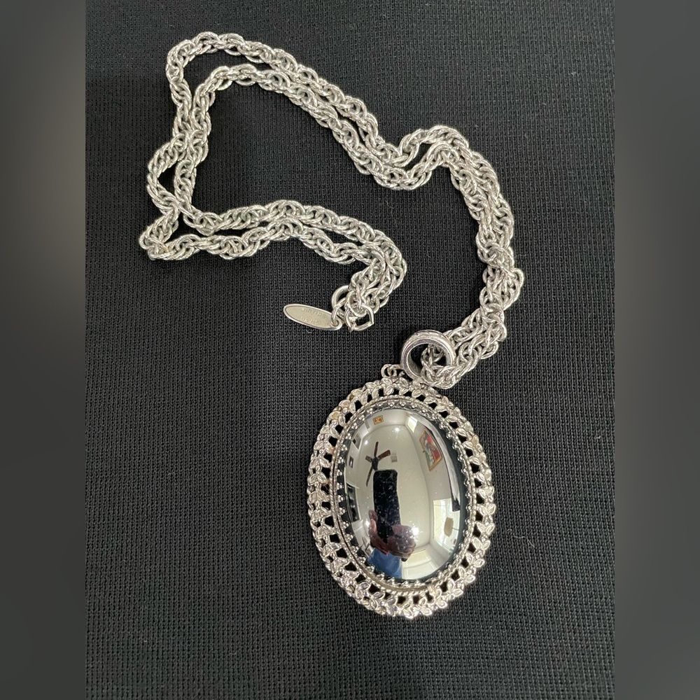 Vintage Whiting & Davis Hematite Cabachon Necklace